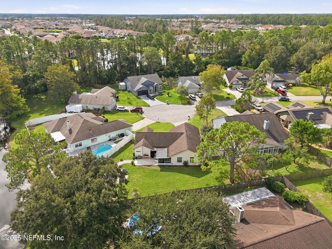 Building Photo - 2143 Lady Di Ln