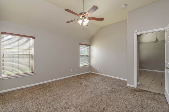 Building Photo - 13026 Echo Landing Dr