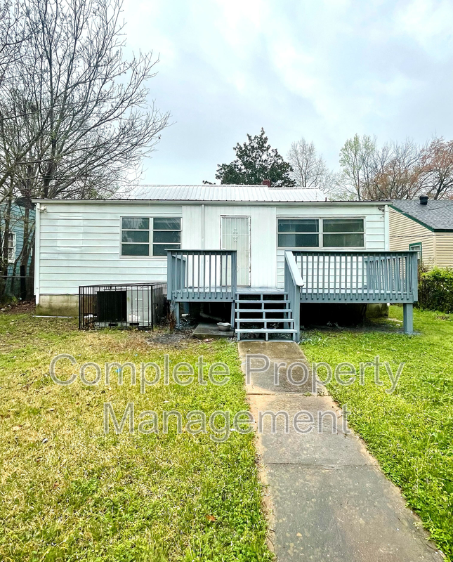 Building Photo - 2108 48th Place Ensley