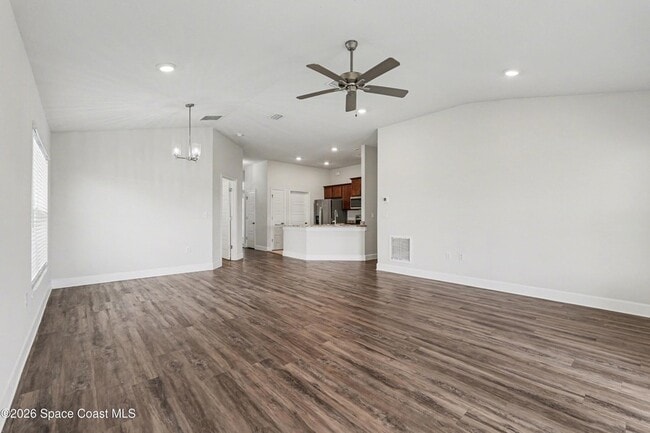 Building Photo - 2542 Pinwherry St NW