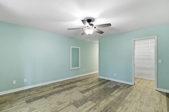 Building Photo - 2 Wood Thrush Ct
