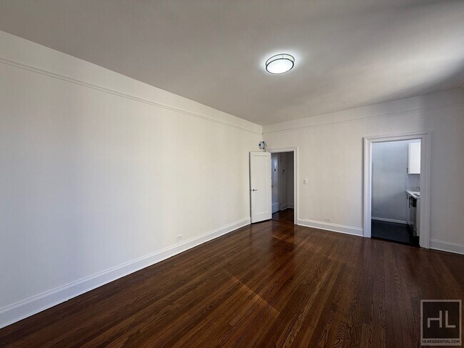 Building Photo - WEST 86 STREET