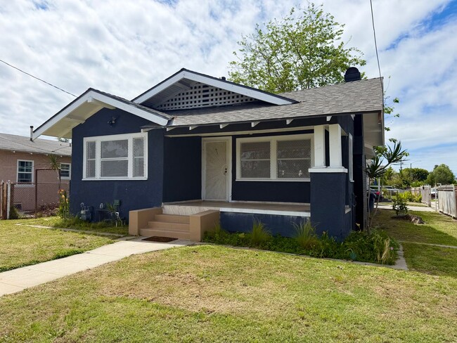 Building Photo - 7707 Miramonte Blvd