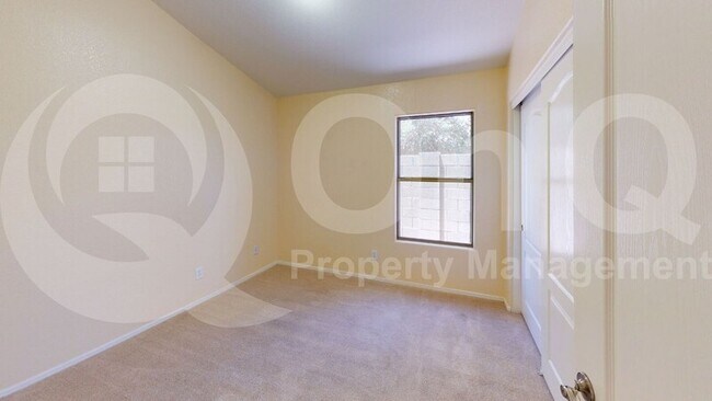 Building Photo - 9953 E Onza Ave