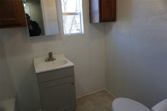 Building Photo - 8979 Gladewood