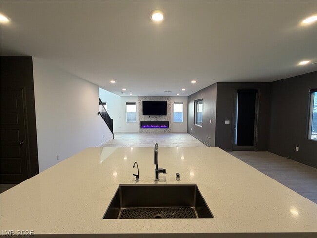 Building Photo - 9684 Abel Clf St