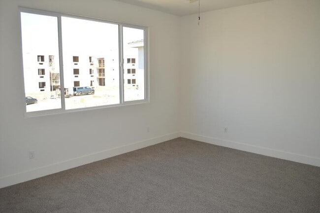 Building Photo - 2451 Galiano Dr