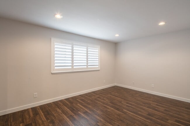 Building Photo - Move-in Ready Home for Lease by The Galleria!