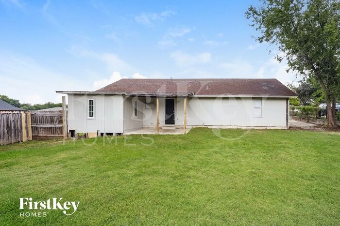 Building Photo - 6244 Hartman Rd