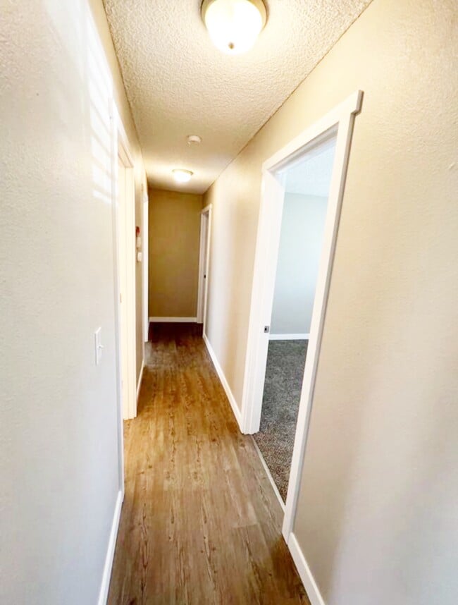 Building Photo - 9428 Silverdale Loop Rd NW