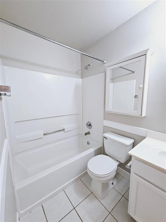 Building Photo - 10608 Marshitahs Way