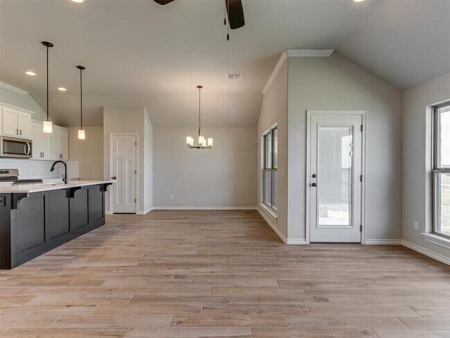 Building Photo - 479 Cherrybark Dr