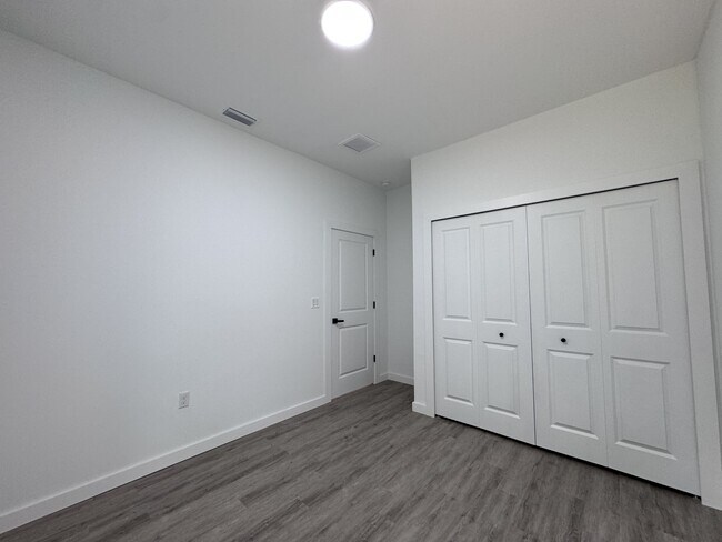 Building Photo - 1223 Koltenborn Rd