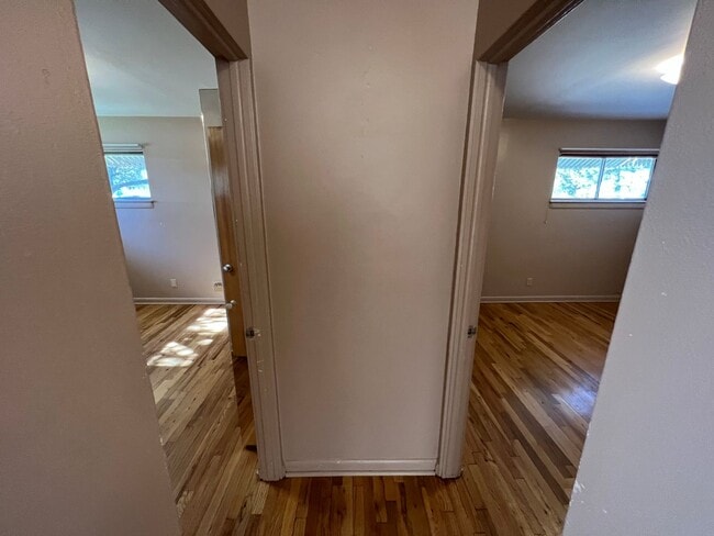 Building Photo - 3 Bed 2 Bath House with Attached 2 Car Garage & Trailer Parking