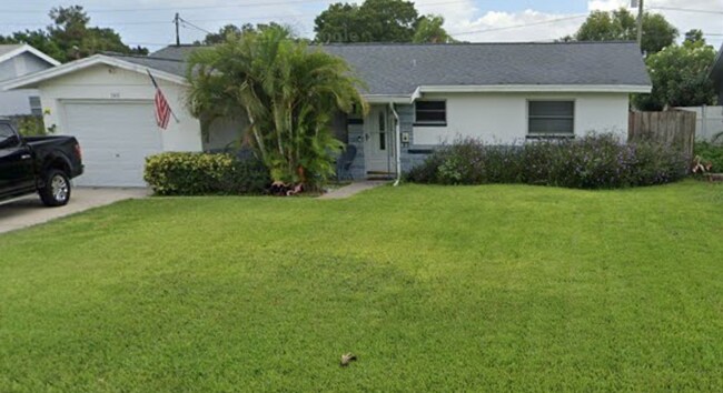 Building Photo - 140 87th Ave N