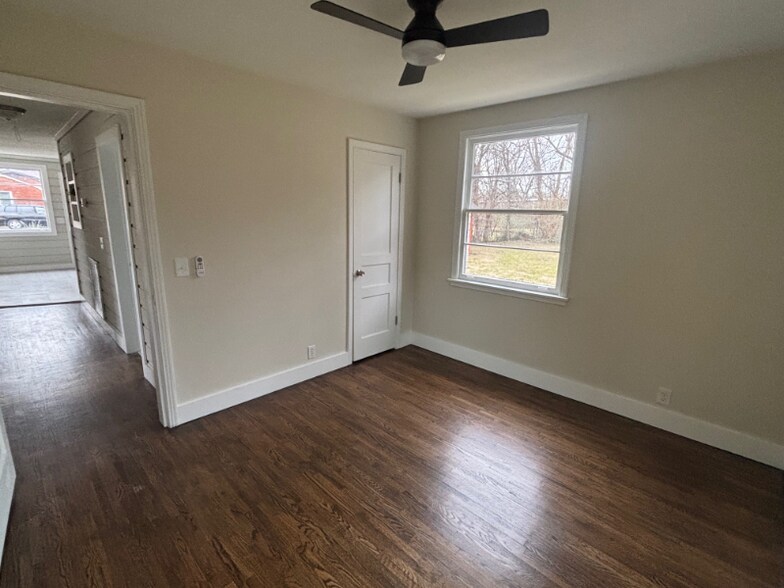 Building Photo - 35 Whitsett Rd