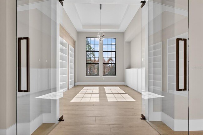 Building Photo - 16130 Pendio Dr