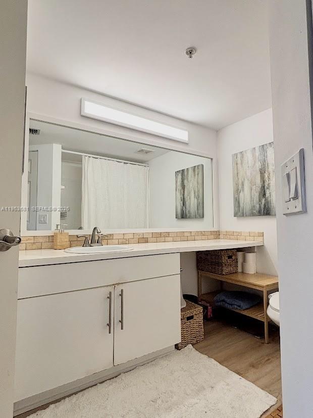 Building Photo - 460 S Park Rd