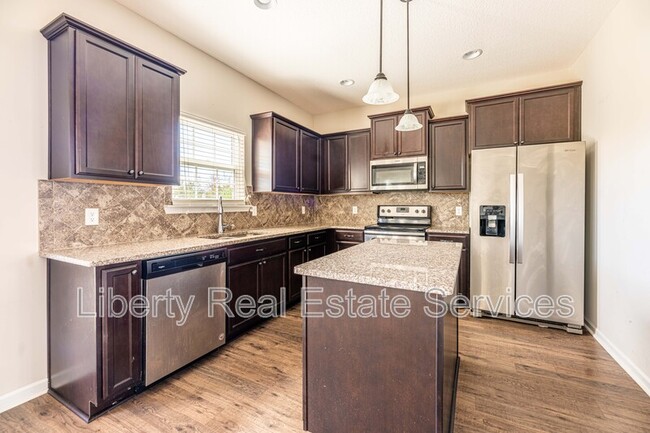 Building Photo - 1085 Marne Blvd
