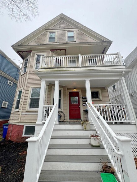 Building Photo - 28 Lexington Ave