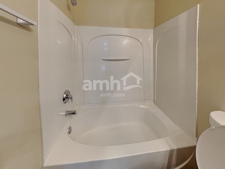 Building Photo - 8023 Crete Ln