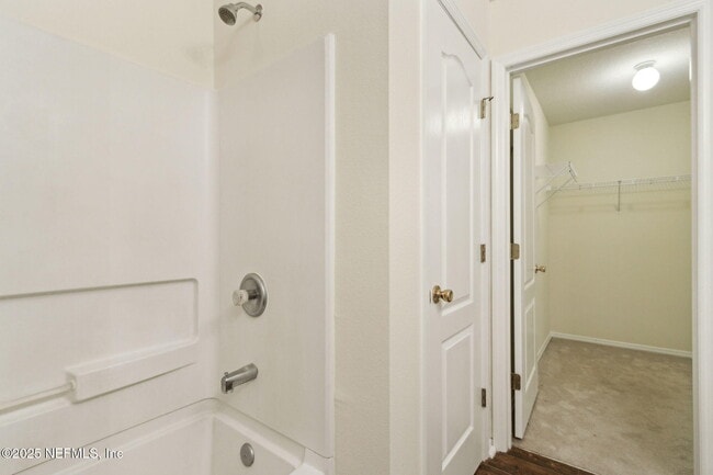 Building Photo - 6034 Bartram Village Dr