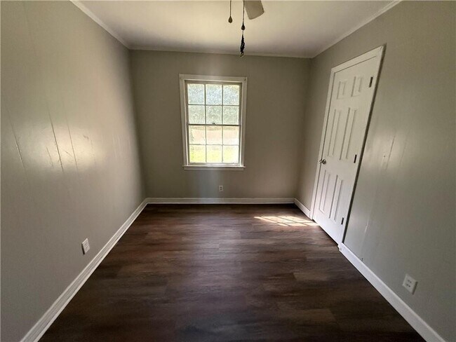 Building Photo - 3853 San Juan Dr