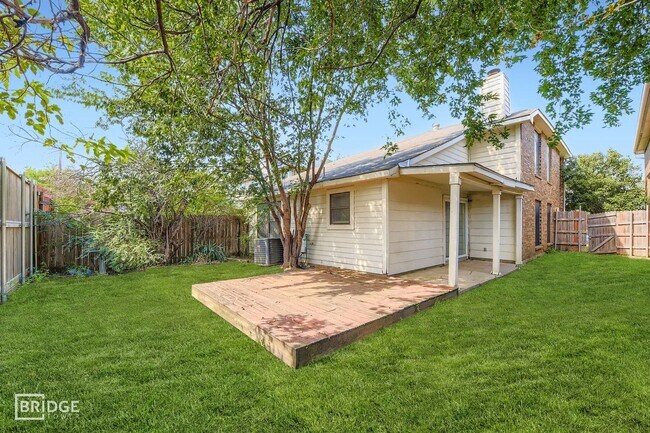 Building Photo - 1322 Jasmine Dr