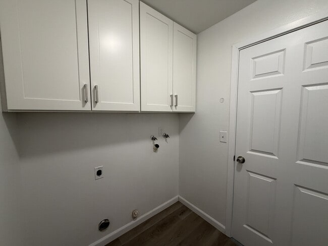 Building Photo - 2616 Casita Dr