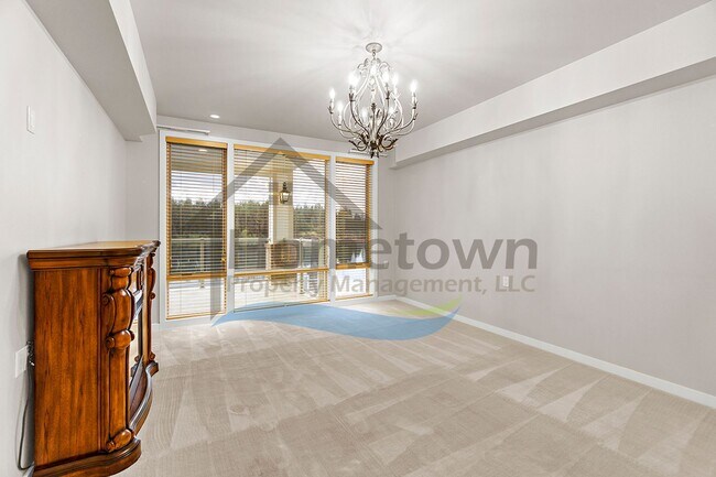 Building Photo - 355 W Waterside Dr
