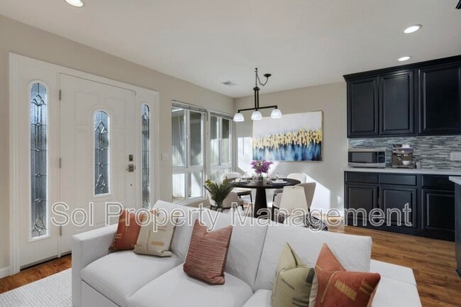 Building Photo - 116 Camellia Terrace