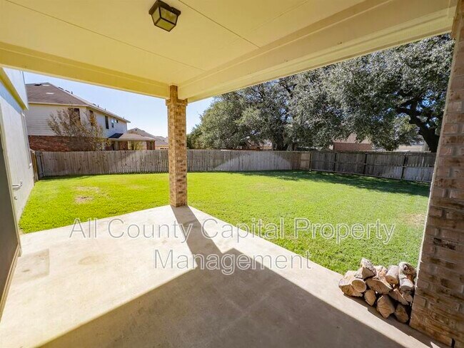 Building Photo - 320 Peanut Dr