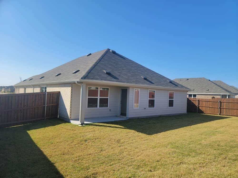 Building Photo - 1614 Red Acre Trl