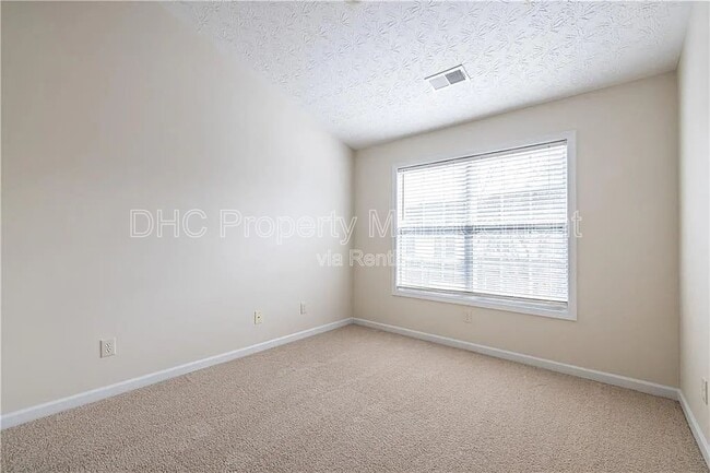 Building Photo - 1476 Ashley Way