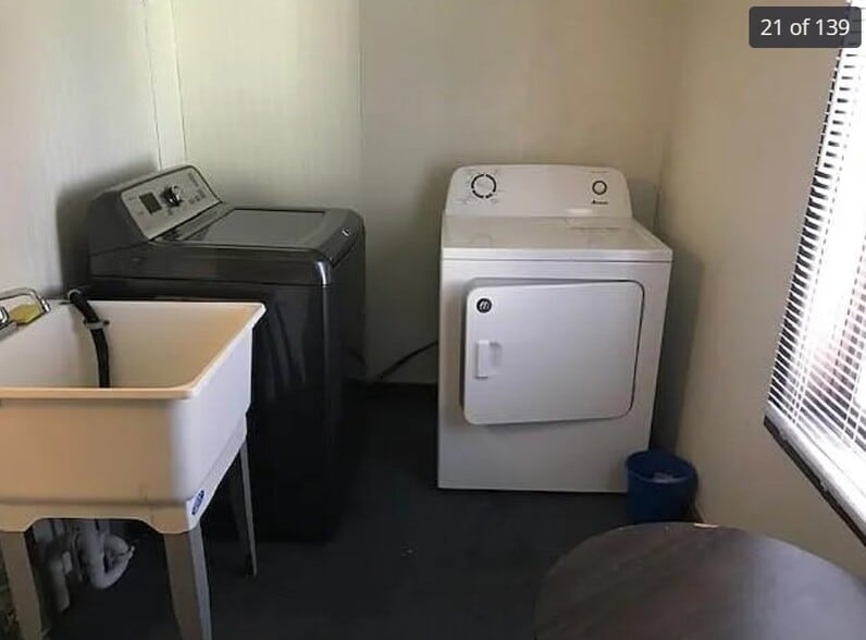 Building Photo - 1712 N 22nd St