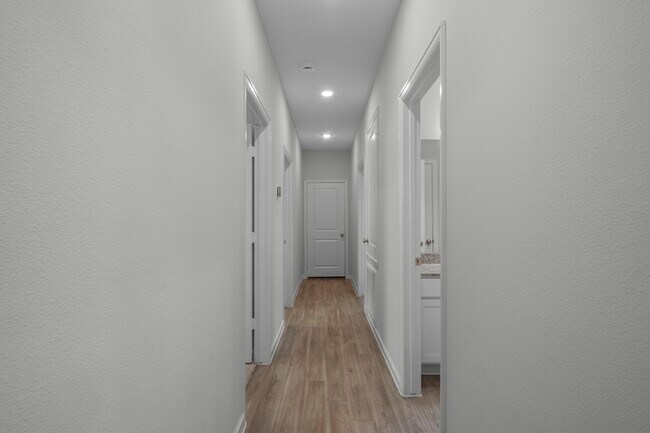 Building Photo - 12927 California Palm Ct