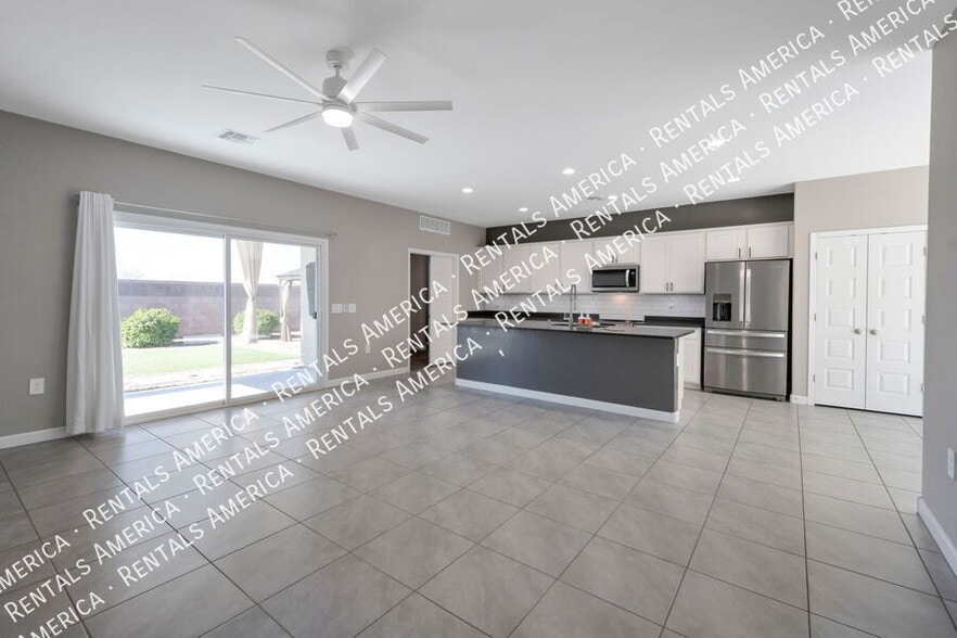 Building Photo - 36990 N Aleutian Dr