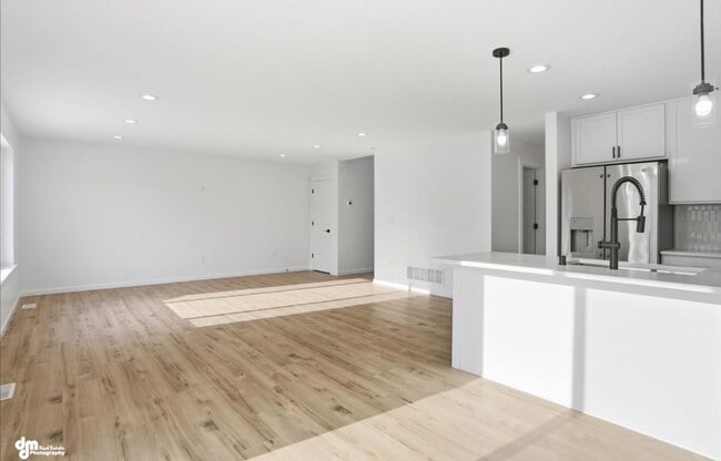 Building Photo - 336 Ashbrook Dr