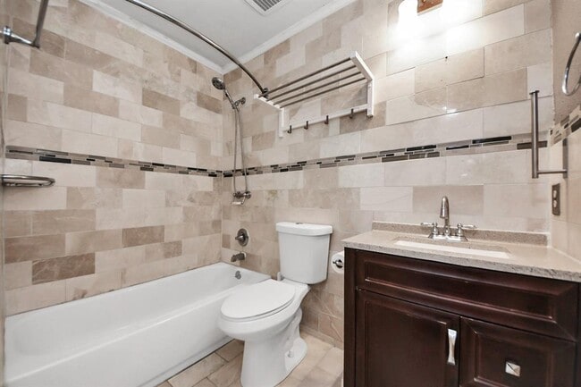 Building Photo - 9211 Autumn Harvest Dr