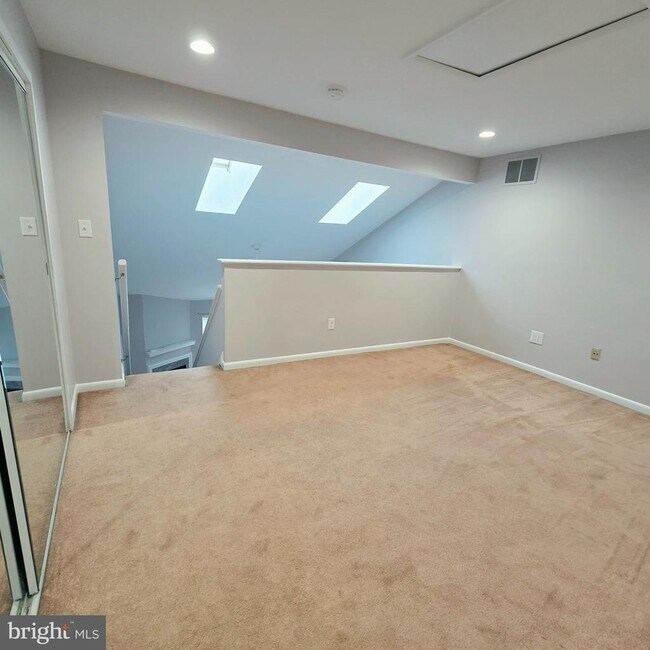 Building Photo - 208 Ashley Run