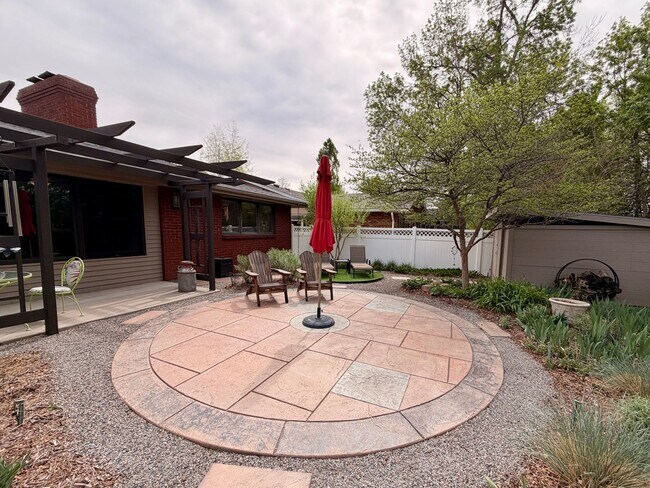 Building Photo - Fully Furnished Rockmont Heights Home with Sunroom, Multiple Fireplaces & Private Yard