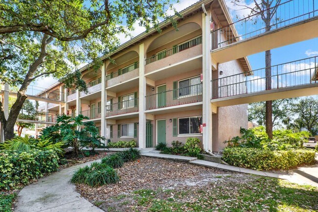 Primary Photo - Newly Renovated ~ Ground Floor Condo in th...