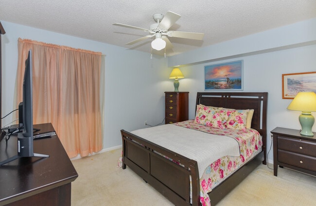 Building Photo - 601 S Seas Dr
