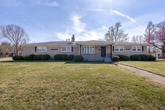 Building Photo - 1702 Bonnyville Blvd