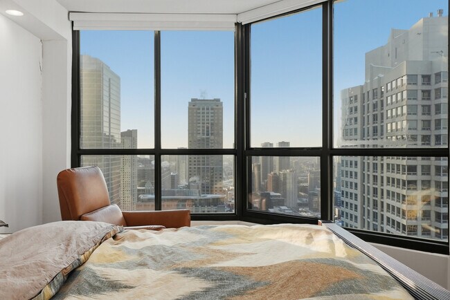 Building Photo - 405 N Wabash Ave