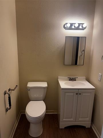 Building Photo - 728 Redbird Ln