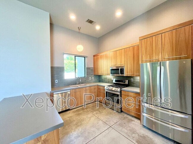 Building Photo - 67690 El Sombrero Ln