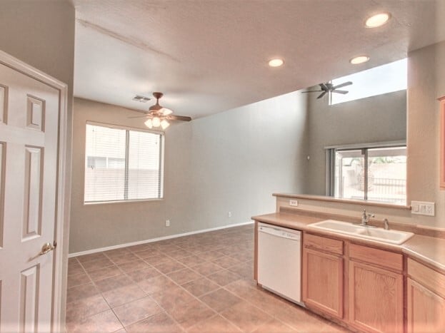 Building Photo - 6780 W Tether Trail