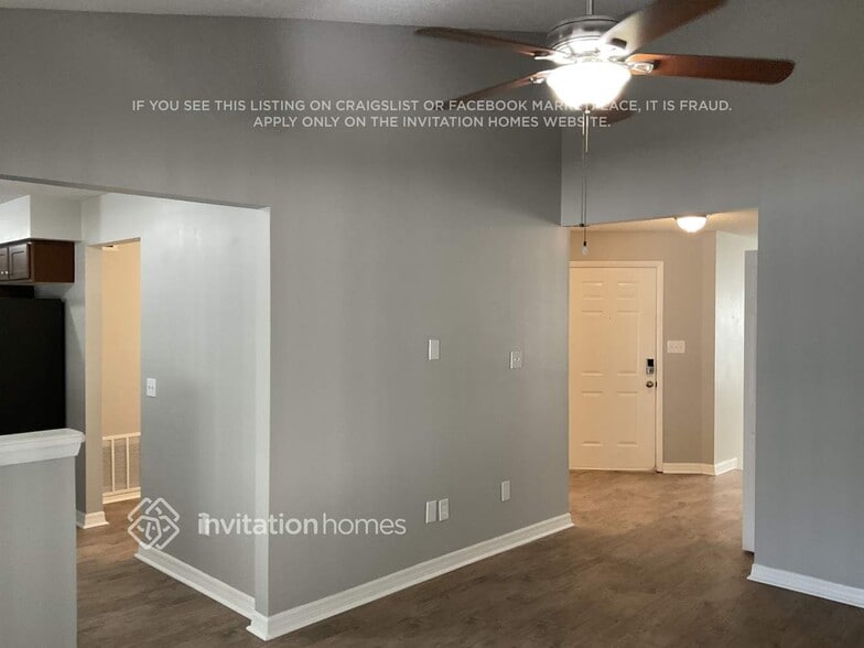 Building Photo - 7773 Bay Cedar Dr