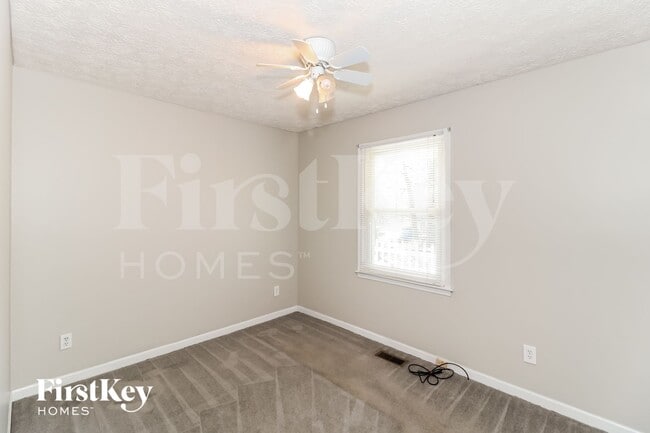 Building Photo - 2333 Donnie Lee Dr